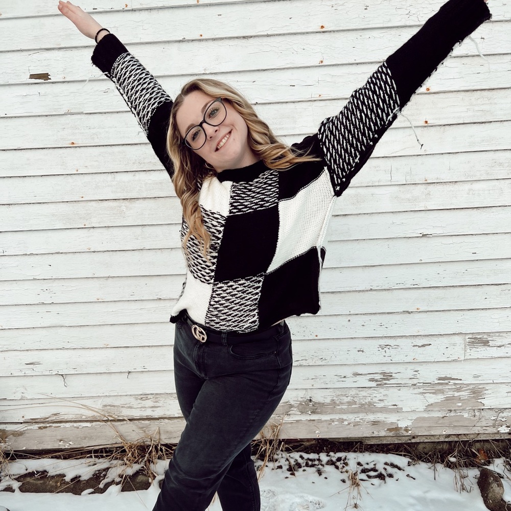 Meet your Posher, Maria